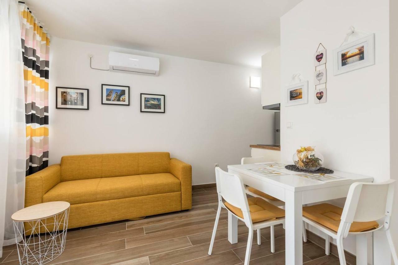 Apartments Cezar Split Eksteriør billede